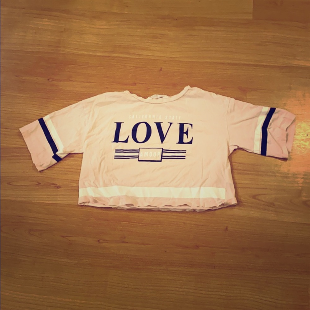 Love crop top.